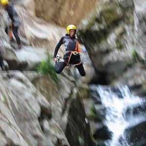 Sprung beim Canyoning